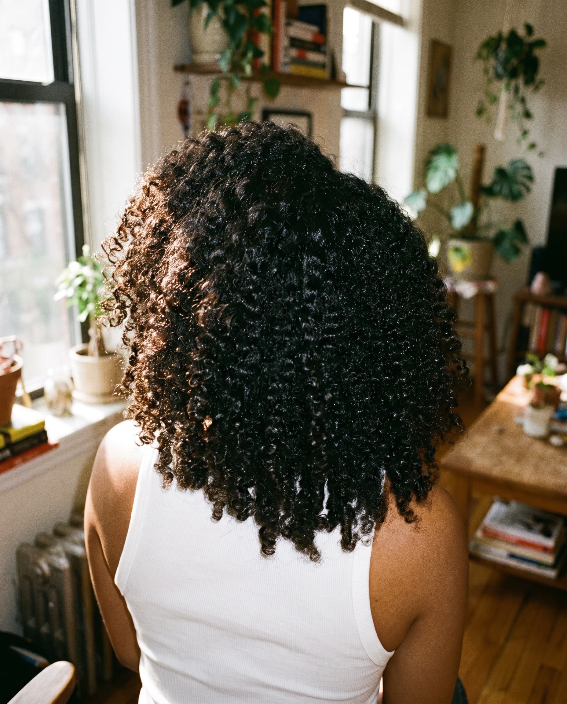 Glossy, defined coils